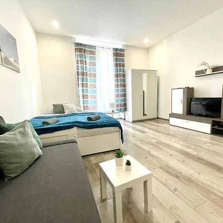 Relax Home With 2 Bedroom, 2 Bathroom For 6 People In The City Centre Free Coffee Boedapest Buitenkant foto